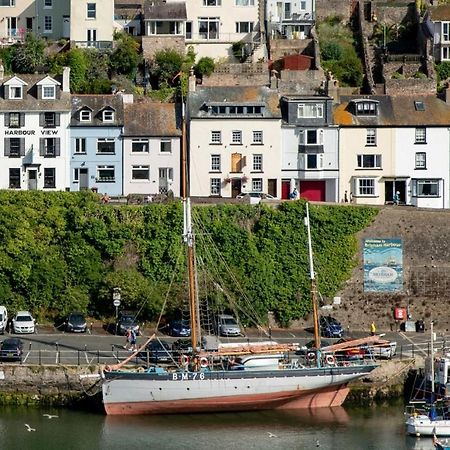 ホテル Harbour View ブリックハム エクステリア 写真